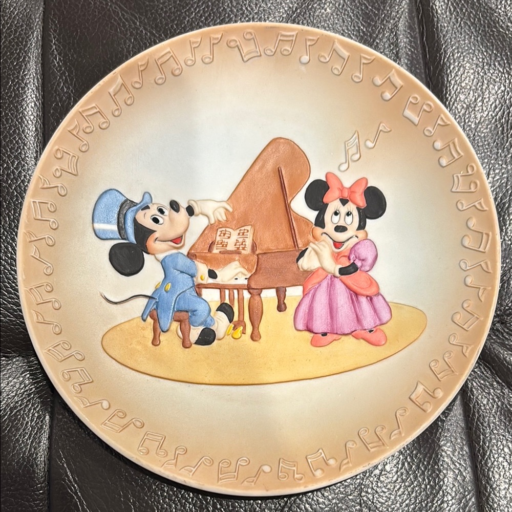 Vintage Disney Mickey and Minnie Musical Decorative Plate